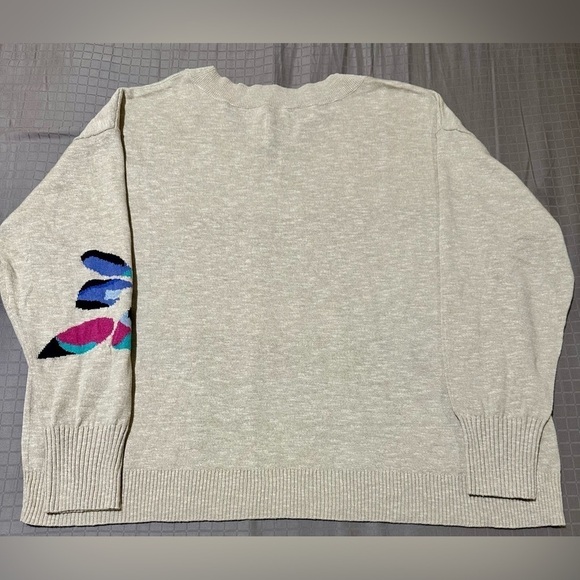 NIC+ZOE Cream V-Neck Sweater with Multicolor Floral Accents - Picture 7 of 9